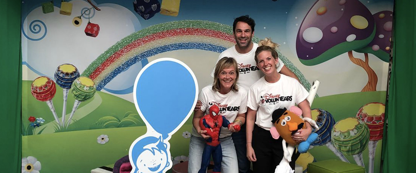 Disney VoluntEARS in the Netherlands Help Create 7,118 Birthday Boxes for Children Living in Poverty