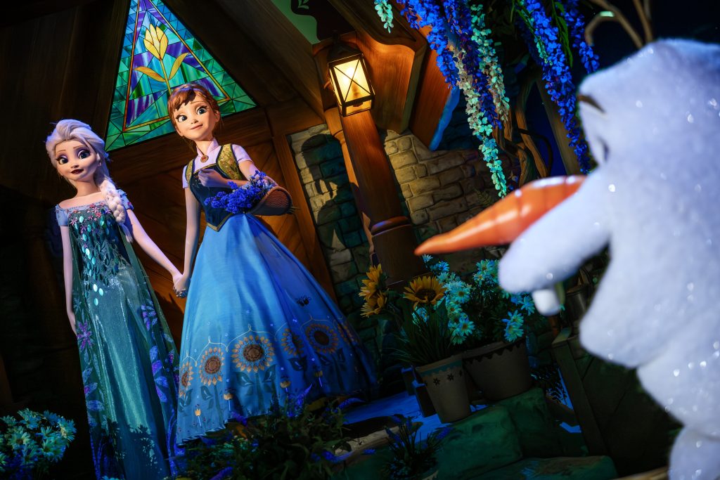 Anna, Elsa and Olaf